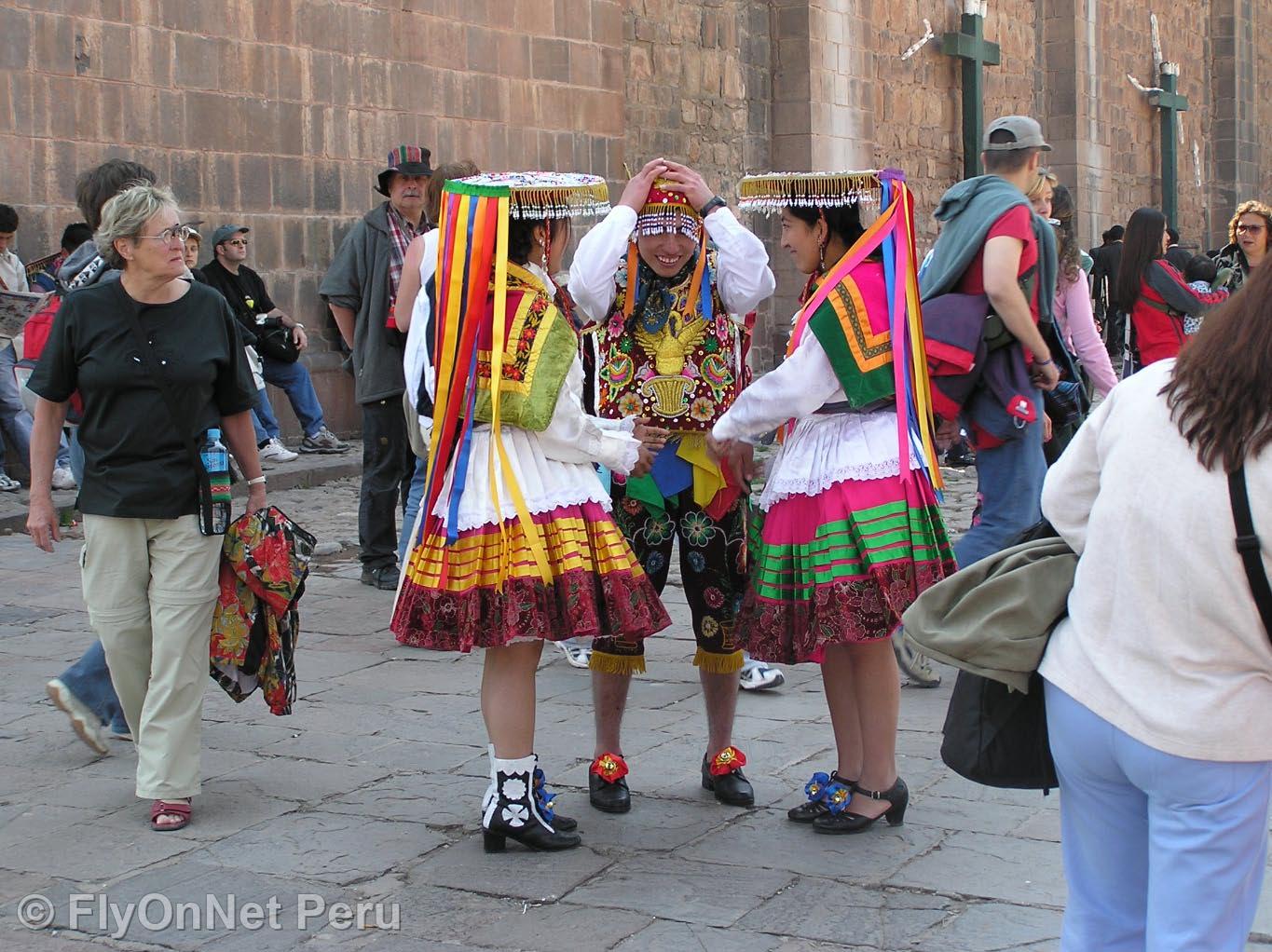 Album photos: Danseuses à Cuzco